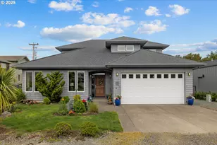 8866 Ocean Crest Ln, Manzanita, OR 97130 - Photo 1