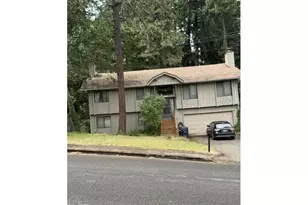 190 Coachman Dr, Eugene, OR 97405 - Photo 1