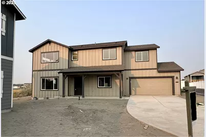 1733 NE 9th Ct, Hermiston, OR 97838 - Photo 1