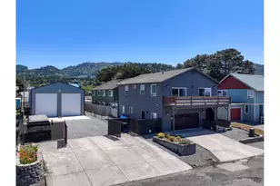 29595 Pacific St, Gold Beach, OR 97444 - Photo 1