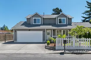 2234 SE 131st Pl, Portland, OR 97233 - Photo 1