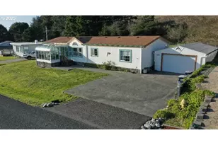 94033 Doyle Point Rd, Gold Beach, OR 97444 - Photo 1