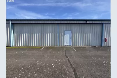 McMinnville Airport #D-3, McMinnville, OR 97128 - Photo 1