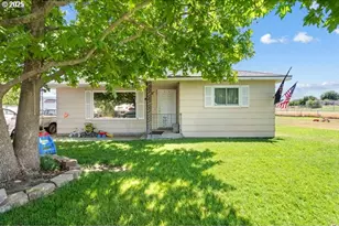 375 SE 4th St, Irrigon, OR 97844 - Photo 1