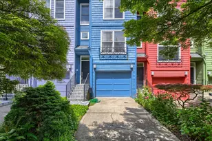 2345 NW Overton St, Portland, OR 97210 - Photo 1