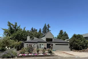 892 S 55th Pl, Springfield, OR 97478 - Photo 1