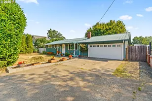 94403 Oaklea Dr, Junction City, OR 97448 - Photo 1