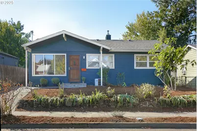 8615 N Fiske Ave, Portland, OR 97203 - Photo 1