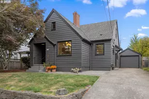 2303 SE Sherman St, Portland, OR 97214 - Photo 1
