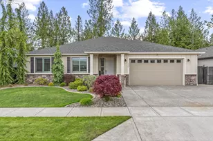136 Zephyr Dr, Silver Lake, WA 98645 - Photo 1
