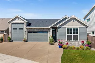 1585 37th Pl, Forest Grove, OR 97116 - Photo 1