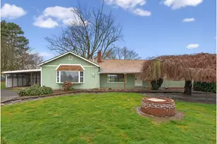1605 NE Walnut Ave, McMinnville, OR 97128 - Photo 1