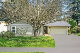 904 NE 196th Ave, Portland, OR 97230 - Photo 1
