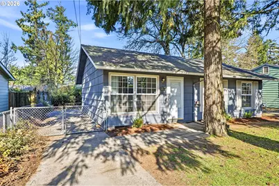 11757 SE Ankeny St, Portland, OR 97216 - Photo 1