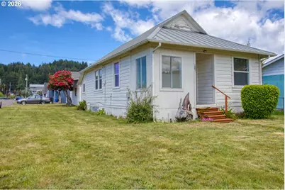 1891 Dogwood Ave, Reedsport, OR 97467 - Photo 1