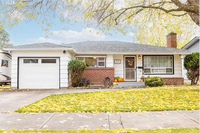 909 14th St, La Grande, OR 97850 - Photo 1