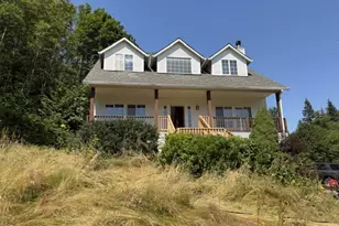38266 E Knieriem Rd, Corbett, OR 97019 - Photo 1