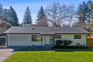 8930 SE Crystal Springs Blvd, Portland, OR 97266 - Photo 1