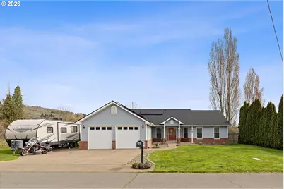 561 NW Evans St, Sheridan, OR 97378 - Photo 1
