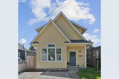 170 E 3rd St, Newberg, OR 97132 - Photo 1