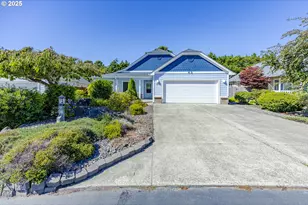 63 Spyglass Ln, Florence, OR 97439 - Photo 1