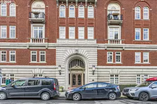 2015 NW Flanders St, Portland, OR 97209 - Photo 1