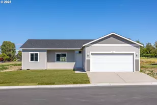895 SE 9th Dr, Hermiston, OR 97838 - Photo 1