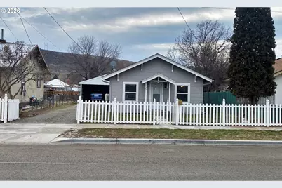 1255 Washington Ave, Baker City, OR 97814 - Photo 1
