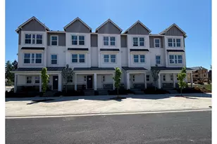 984 SW Lockley Ter, Beaverton, OR 97003 - Photo 1
