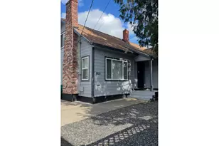 8821 SE Henderson St, Portland, OR 97266 - Photo 1