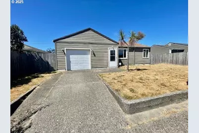 954 Noble Ave, Coos Bay, OR 97420 - Photo 1