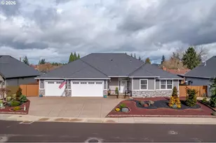 680 NW 11th Ave, Canby, OR 97013 - Photo 1