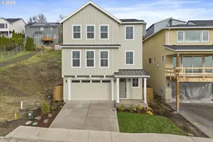12171 SW Autumnview St, Tigard, OR 97224 - Photo 1