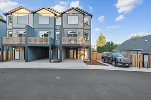 11193 SE Stark St, Portland, OR 97216 - Photo 1