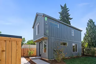 4378 NE Going St, Portland, OR 97218 - Photo 1