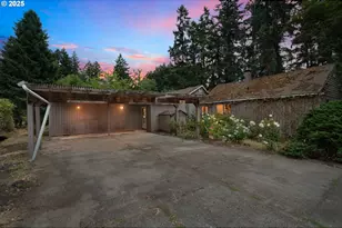 322 NE 43rd Ave, Hillsboro, OR 97124 - Photo 1