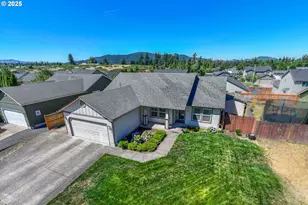 2002 S 60th St, Springfield, OR 97478 - Photo 1