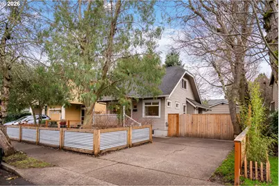 2736 N Argyle St, Portland, OR 97217 - Photo 1