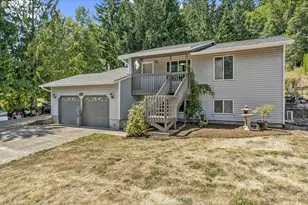 203 Hometown Dr, Kelso, WA 98626 - Photo 1