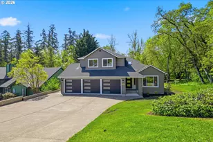 392 Dellwood Dr, Eugene, OR 97405 - Photo 1