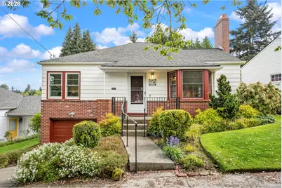 7748 SW Burlingame Ave, Portland, OR 97219 - Photo 1