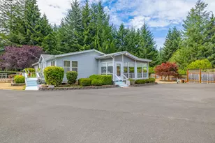 1026 N Crest Rd, Coquille, OR 97423 - Photo 1