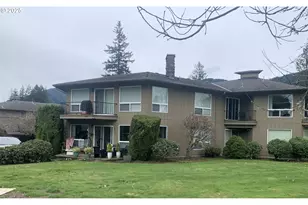 68619 E Fairway Estates Rd, Welches, OR 97067 - Photo 1