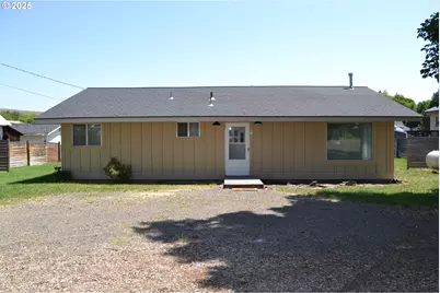 203 S Alder St, Wallowa, OR 97885 - Photo 1
