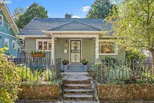 3448 SE Sherman St, Portland, OR 97214 - Photo 1