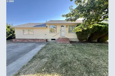901 15th St, La Grande, OR 97850 - Photo 1