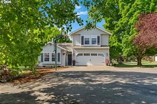 1051 Cannon Dr, Hood River, OR 97031 - Photo 1