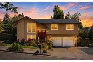 17190 Robb Pl, Lake Oswego, OR 97034 - Photo 1