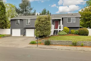 129 NE 39th Ave, Hillsboro, OR 97124 - Photo 1