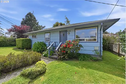 2984 Myrtle St, North Bend, OR 97459 - Photo 1